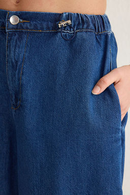 Koyu Mavi Beli Lastikli Yuksek Bel Balon Jogger Jeans TWOSS25JE00008 - Trendyolmilla фото 4