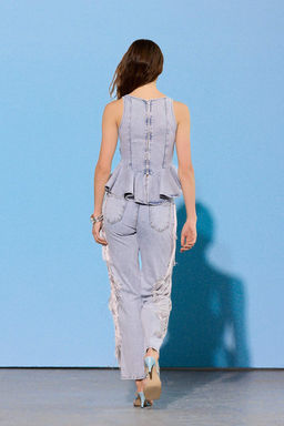 Limited Edition Ac?k Mavi Volanl? Az Esnek Denim Bluz TWOSS26BZ00576 - Trendyolmilla фото 2