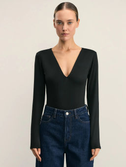 Базовое боди с треугольным вырезом ZR2501013 / Zarina  фото 7