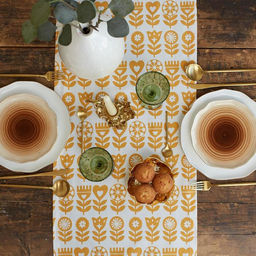 Дорожка на стол Этель Yellow garden 40?149 см, 100% хлопок, саржа 190 г/м?, белая/жёлтая