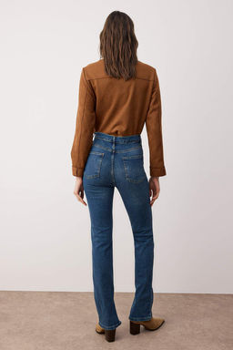 TRENDYOLMILLA Koyu Mavi Y?rtmacl? Super Yuksek Bel Slim Flare Jeans TWOSS22JE0643  фото 4