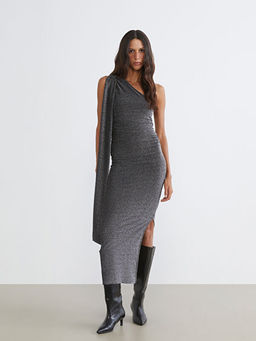 Tek Omuz Parlak G?r?n?ml? B?zg?l? Elbise