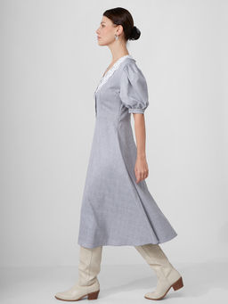 Платье с кружевным воротником OD-888-2 св.серый