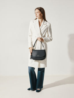 Женская сумка на плечо TAMARIS Carissa Артикул 4370433, черный - Tendance фото 3