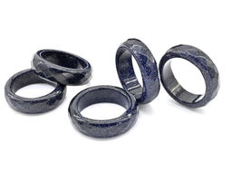 Кольцо из авантюрина с гранями Радуга камня