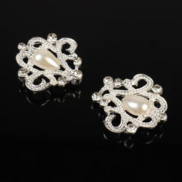 Декоративная застёжка «Узор», 6.5×3.5 см, цвет белый