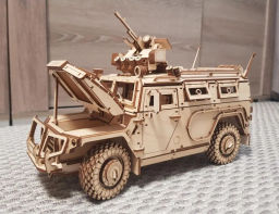 Деревянный конструктор Lemmo Бронеавтомобиль ЛИГЕР, 493 детали