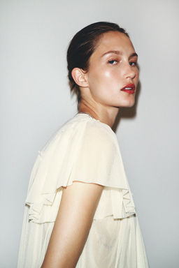 EMBROIDERED FLUID TOP - Zara фото 3