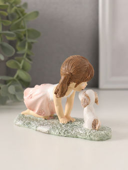 Фигурка полистоун «Малышка играет с щеночком на лужайке», розовый, 12×5×7.5 см