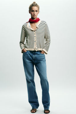 RUFFLE TRIM CARDIGAN