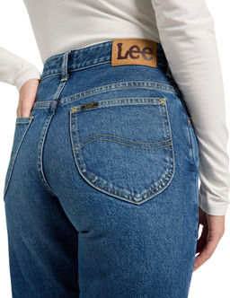 Джинсы женские