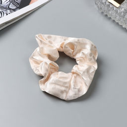 Цена за 3 шт. Резинка для волос «Орбита», орнамент пятна, 10 см, молочная