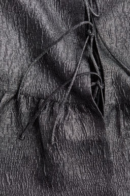 Blusa en tejido jacquard con lazadas - H&m фото 5