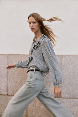 RUFFLED GINGHAM BLOUSE - Zara фото 3