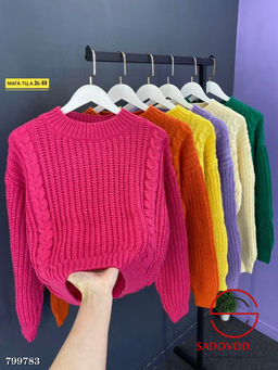 Легкая и изящная вязаная кофта