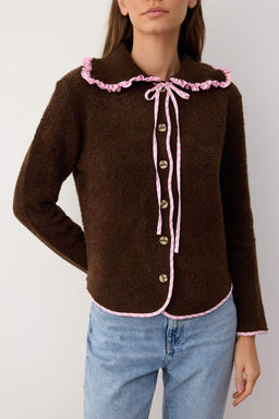 Kahverengi Yumusak Dokulu Garni Detayl? Genis Kal?p Mont Gorunumlu Triko H?rka TWOAW26HI00009