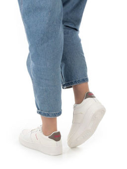 05-P112-3 BEIGE Кроссовки женские (искусственная кожа)