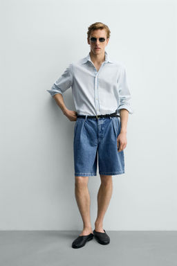 BERMUDA DENIM RELAXED FIT PLIEGUES / Azul