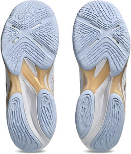 Кроссовки женские