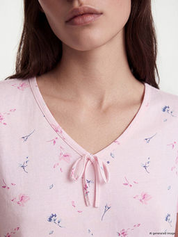 V Yaka ?i?ekli Kad?n Pijama Tak?m