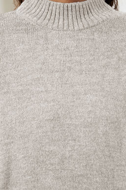 Tas Genis Kal?p Yumusak Dokulu Triko Kazak TWOAW25KZ00168