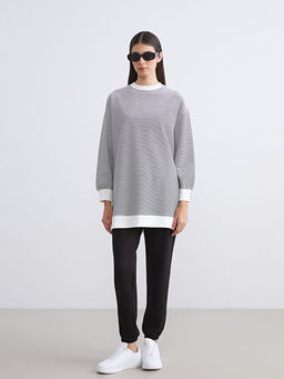 B?y?k Beden Bisiklet Yaka ?izgili Kad?n Sweatshirt Tunik