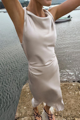 SATIN MIDI DRESS WITH GATHERING - Zara фото 2