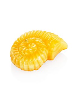 Резной сувенир из натурального балтийского янтаря Аммонит