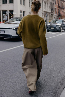 PLAIN KNIT V-NECK JUMPER - Zara фото 4