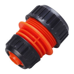 Муфта соединительная 3/4"-1/2" п/эт АР1008