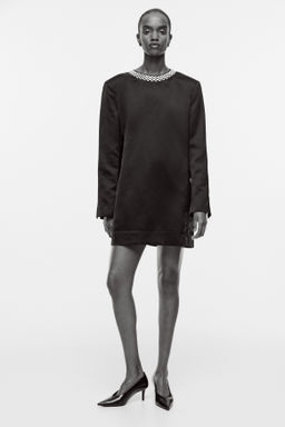 Vestido recto con cadena decorativa - H&m фото 2