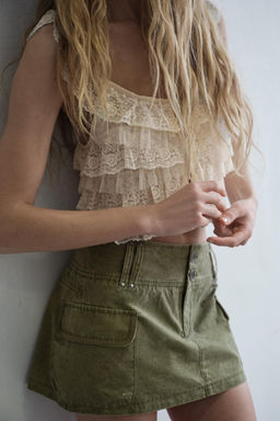 TOP VOLANTES ENCAJE / Crudo - Zara фото 3