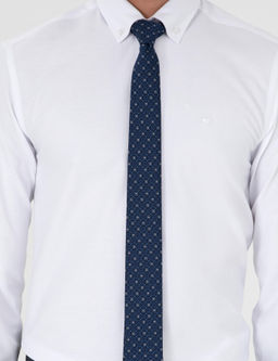 Beyaz Slim Fit Uzun Kollu G_mlek