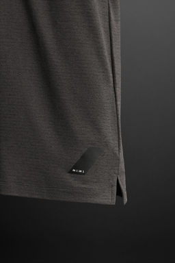 TEXTURED TRAINING T-SHIRT - Zara фото 10