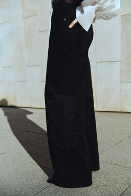 Vaquero con detalles efecto crochet - H&m фото 3