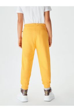 Компрессионный желтый спортивный костюм с эластичной талией 031222871660380