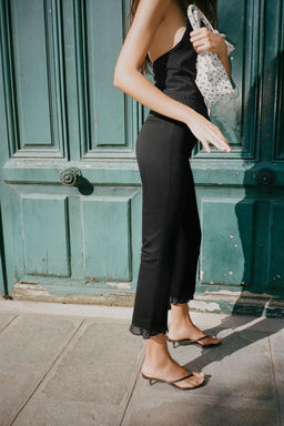 RUFFLED MINI FLARE TROUSERS - Zara фото 2