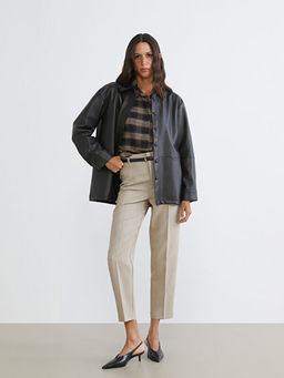 Beli Kemerli Dar Fit Kad?n Pileli Pantolon