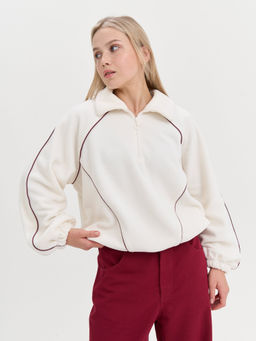 Олимпийка с контрастными окантовками и утяжкой "Молоко" женская