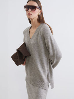 V Yaka Kad?n Triko Kazak