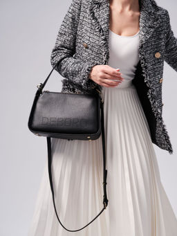 Сумка кожаная на плечо Deboro 30790 черный