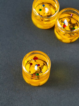 Цена за 2 шт. Свечи гелевые «Счастливого Нового года», 3 шт., золотые, 2.5×2.5×2.5 см