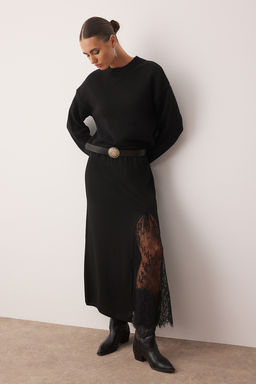 Siyah Triko Dantelli Y?rtmac Detayl? Maxi Etek TWOAW26ET00117