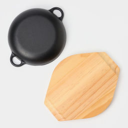 Сковорода «Жаровня», d=19 см, на деревянной подставке, индукция, чугун, чёрная