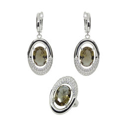 Комплект Султан-33, султанит, покрытие родий, размеры кольца: 17, 18, 19, 20