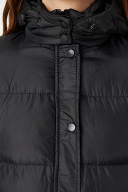 TRENDYOLMILLA Bej Kapusonlu Su Itici Uzun Sisme Mont TWOAW23MO00154  фото 4