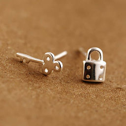 Серьги-пуссеты на гвоздиках арт. 13 2246 (id 259687)