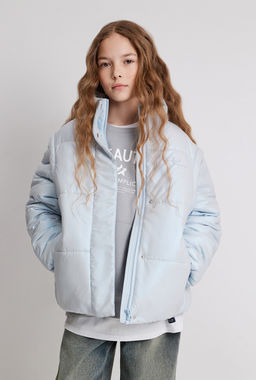 ACOOLA / Утеплённая куртка со съёмными рукавами для девочек в серо-голубом цвете