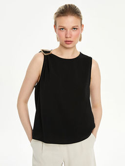 Bisiklet Yaka Aplike Detayl? Bluz