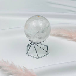 Шар из Горного Хрусталя на подставке